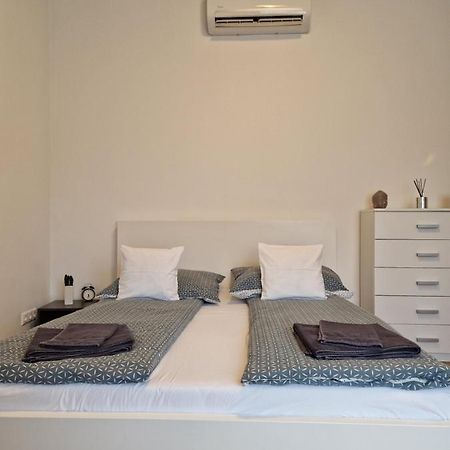 Altair Airport Apartman เวคชีส์ ภายนอก รูปภาพ
