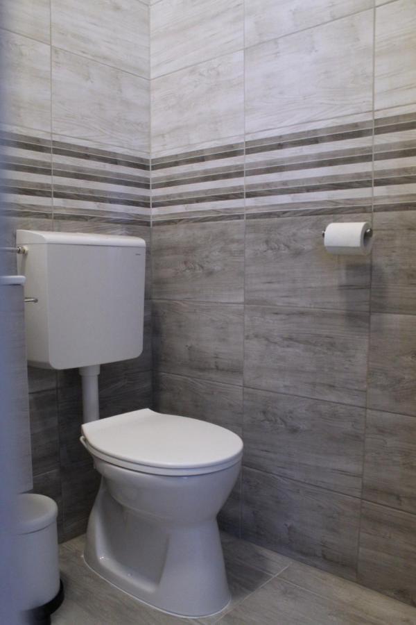 Altair Airport Apartman เวคชีส์ ภายนอก รูปภาพ