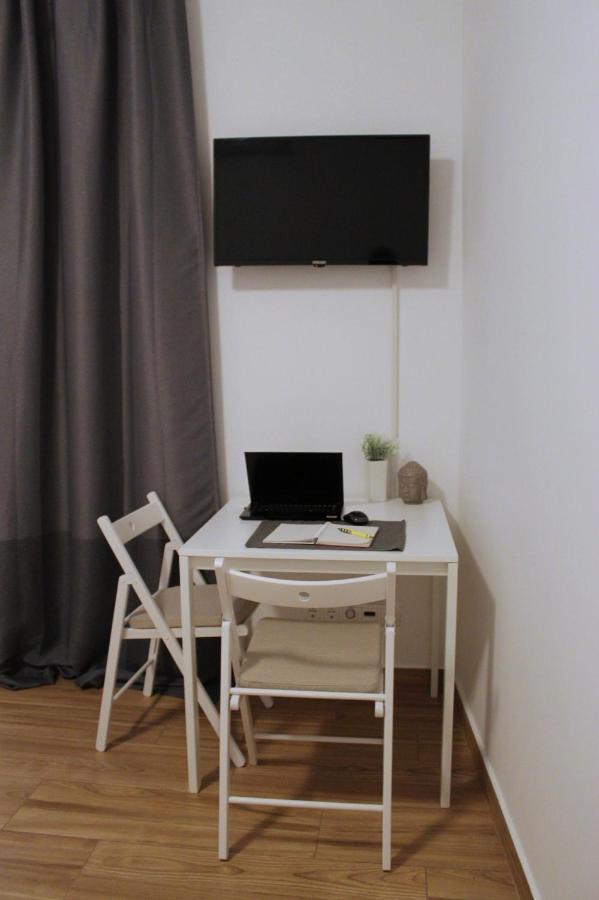 Altair Airport Apartman เวคชีส์ ภายนอก รูปภาพ